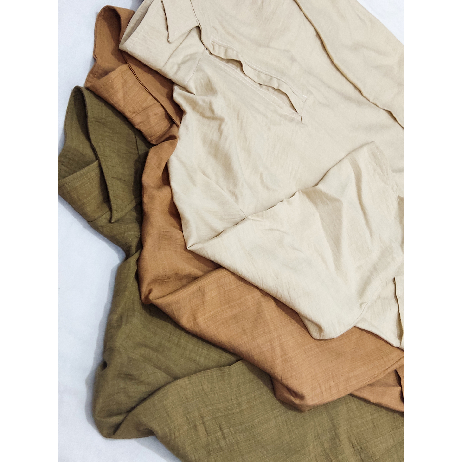 بلوز زنانه آستین بلند سبک و خوش‌تنخور برای استفاده طولانی – Lightweight Long Sleeve Blouse for All-Day Comfort Arosha Roy